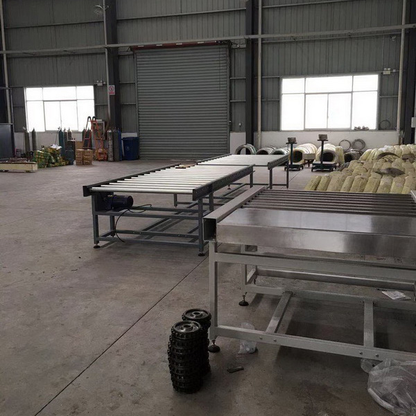 滾筒輸送機