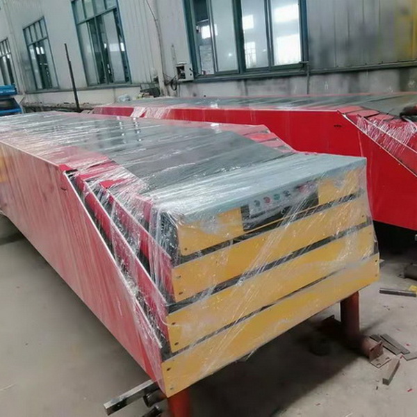 皮帶式輸送機